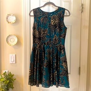 maisonJules. Fit and flare sleeveless dress. Evergreen/ Teal. Size Medium